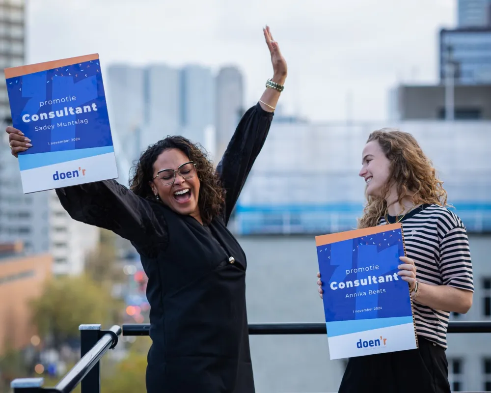 Sadey en Annika Consultants bij doen'r