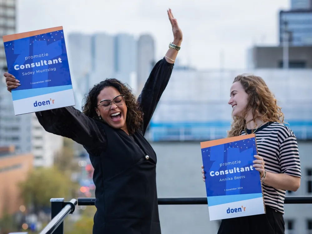 Sadey en Annika Consultants bij doen'r