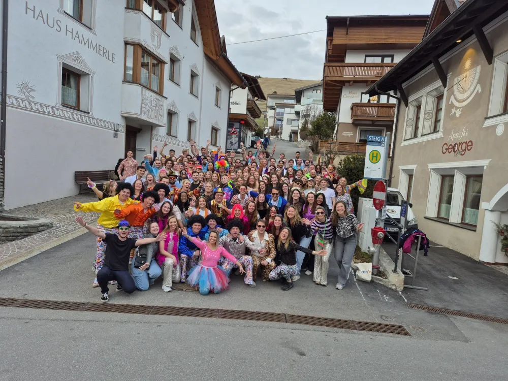 Wintersport 2025 groepsfoto 1